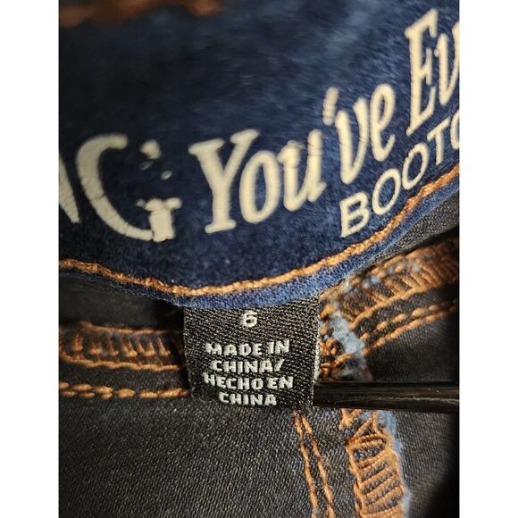 Signature Studio Contemporary Style Bootcut Jeans Size 6 - Picture 4 of 5